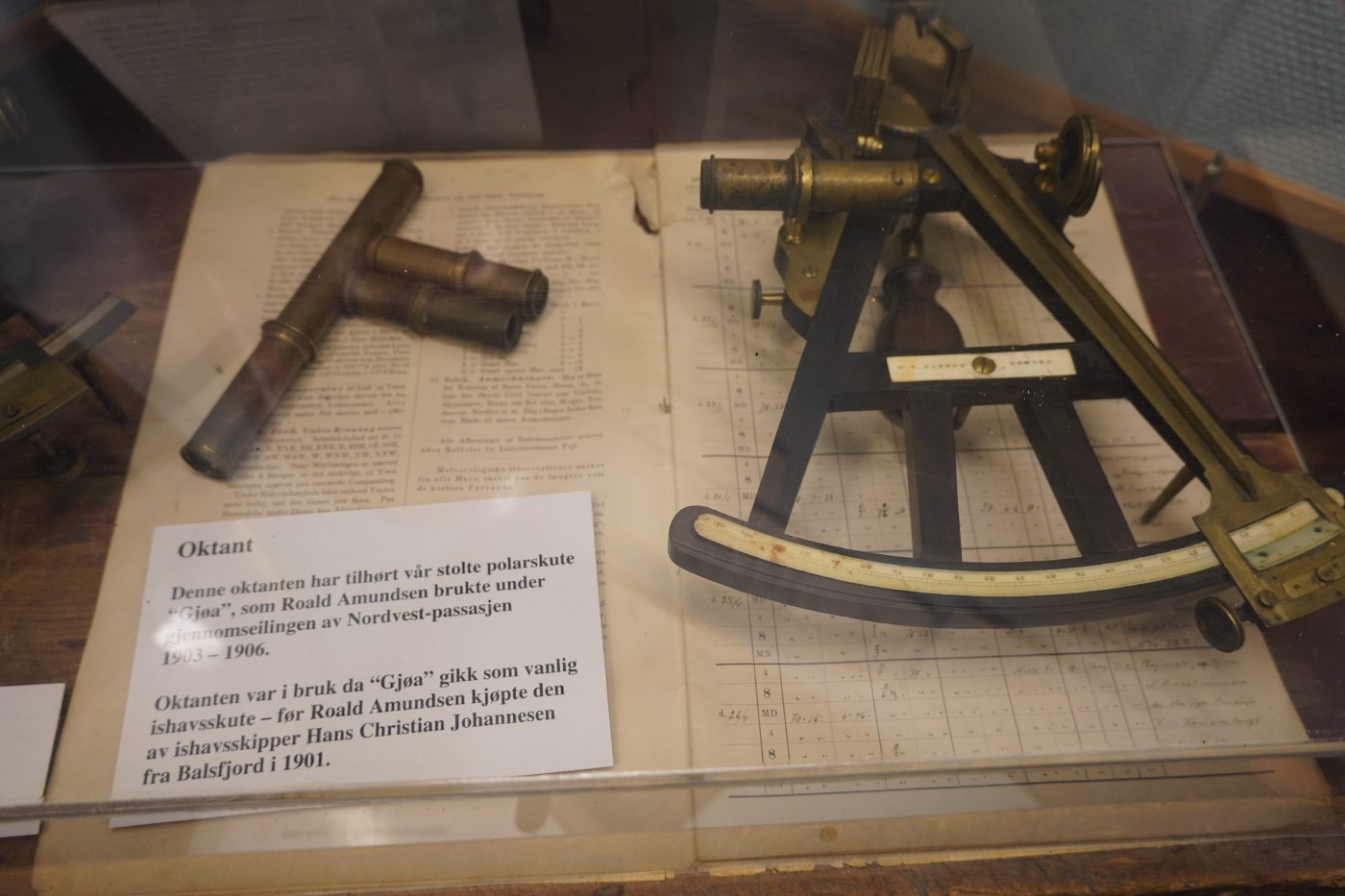 Sextant